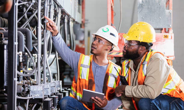 Best Circuit Breaker Repair  in Home Gardens, CA